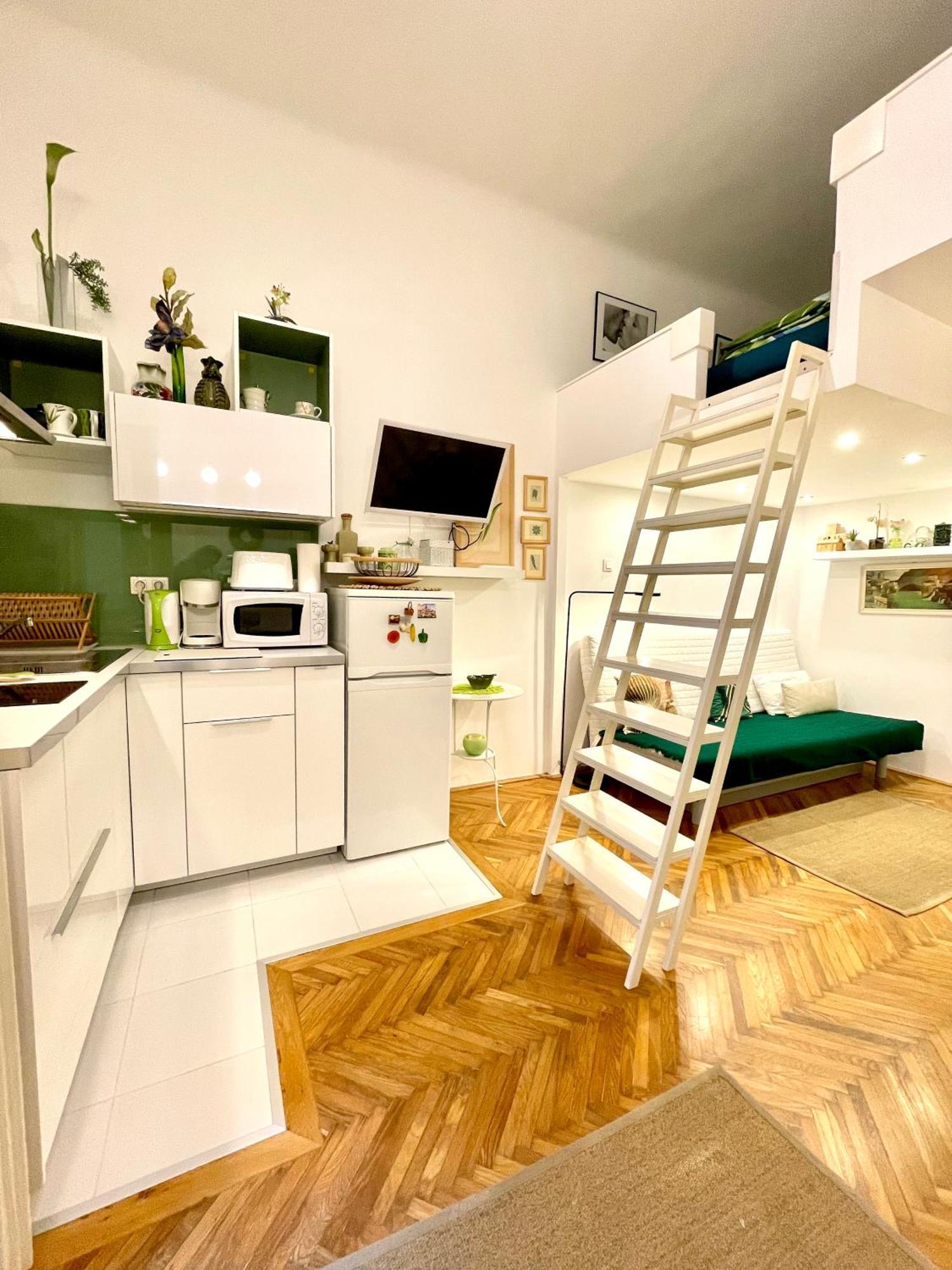 Green Pearl Apartment At St Stephen' S Basilica Budapest Exterior foto